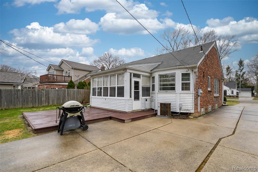 32254 Verona Circle, Beverly Hills, MI 48025 — Photo 3