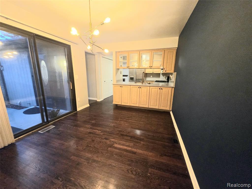 5156 Rock Run, West Bloomfield, MI — Photo 9