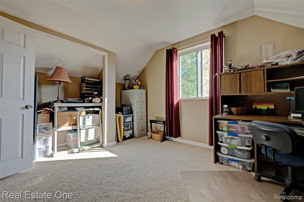 2444 Ray Road, Oxford, MI 48370 — Photo 18