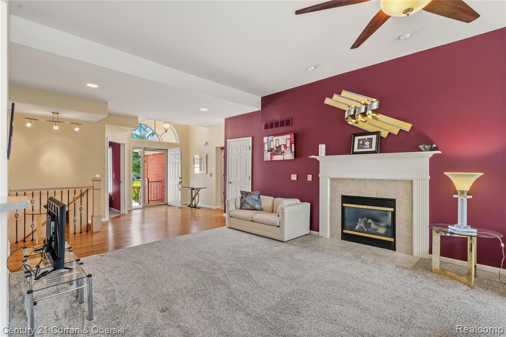 49468 N Glacier, Northville, MI 48168 — Photo 7