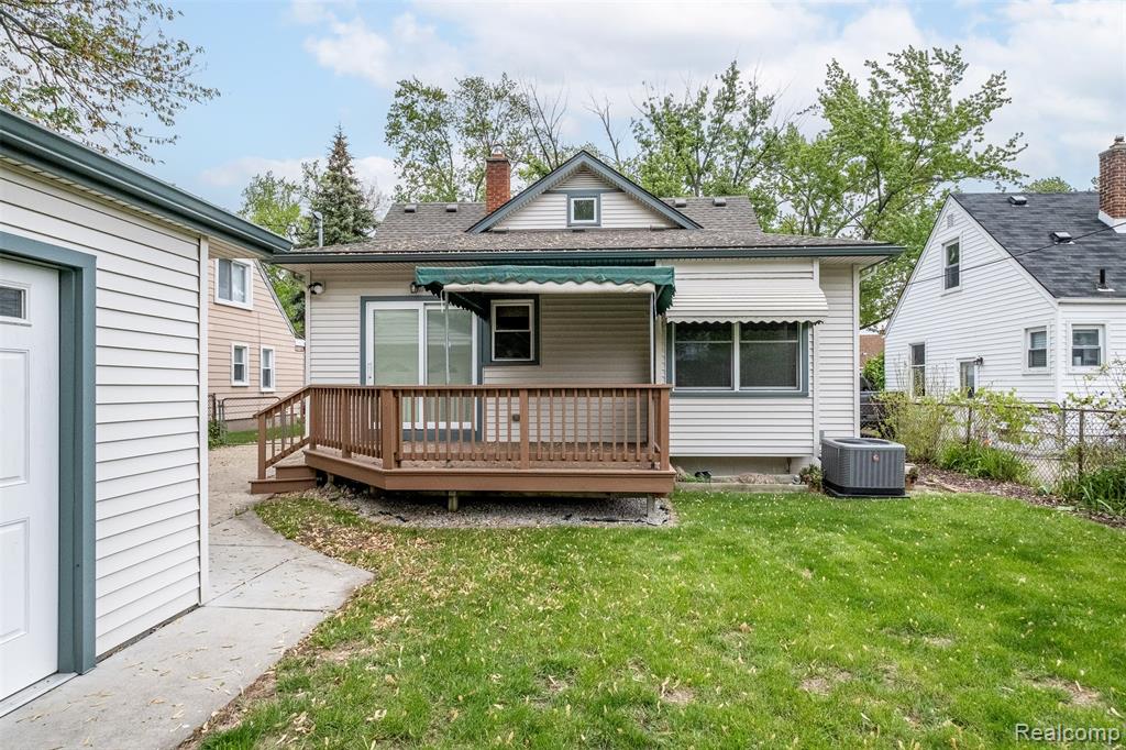 1863 Thomas Avenue, Berkley, MI 48072 — Photo 57