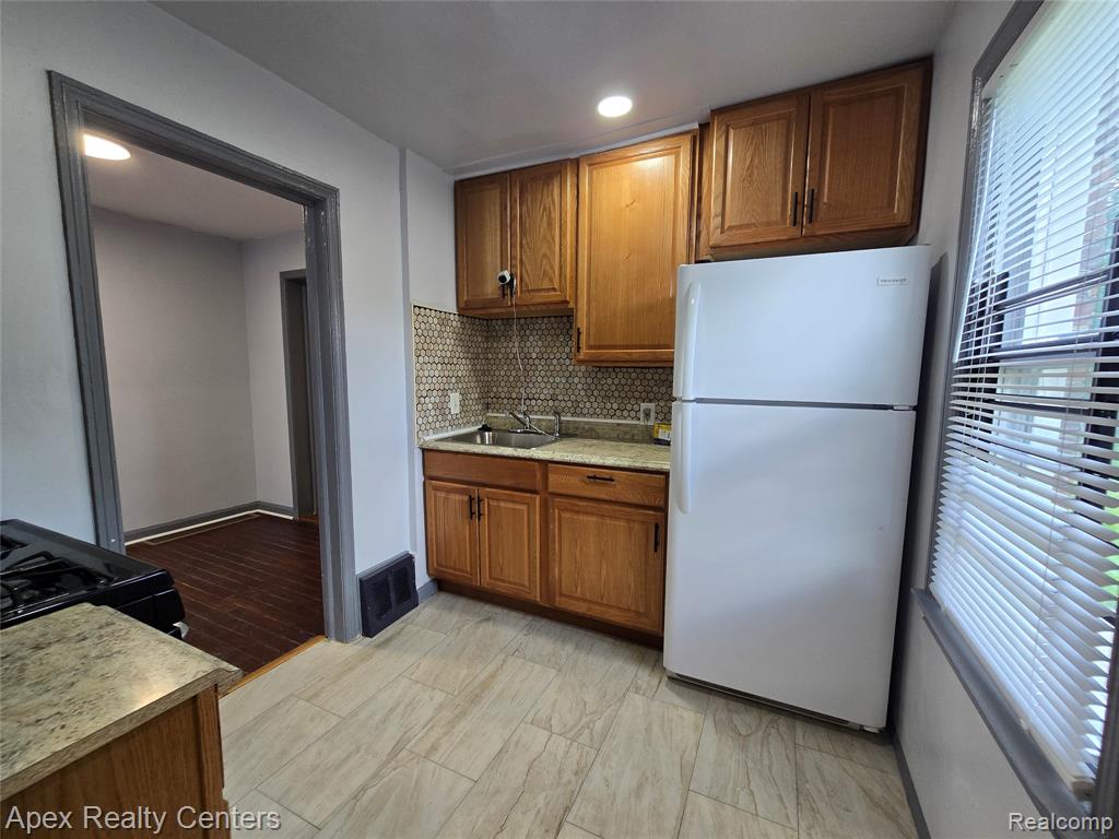 7671 - 7675 Evergreen Avenue, Detroit, MI 48228 — Photo 68