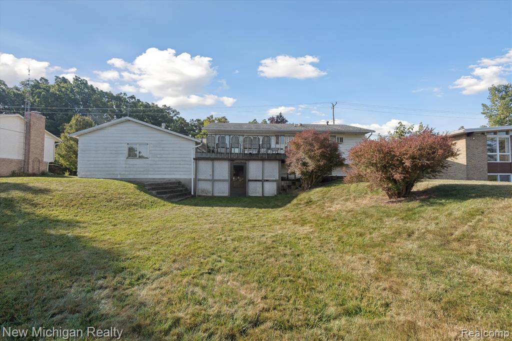 4272 Owen Road, Fenton, MI 48430 — Photo 38