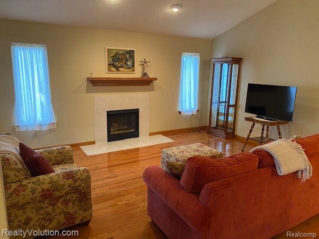 240 Deer Park S, Capac, MI 48014 — Photo 9