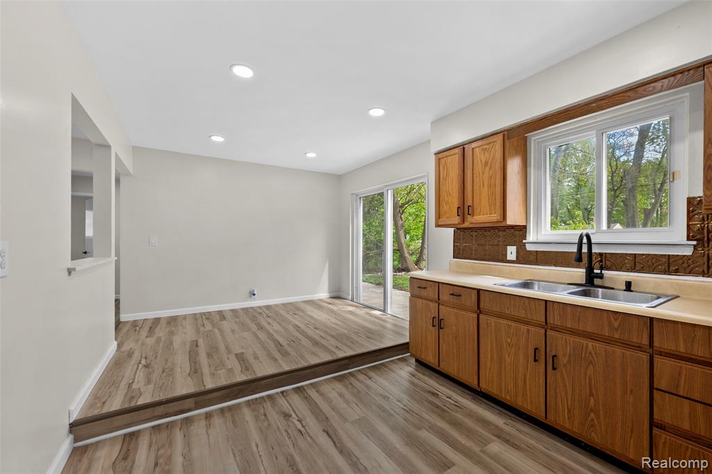 26027 Ross Street, Inkster, MI 48141 — Photo 11