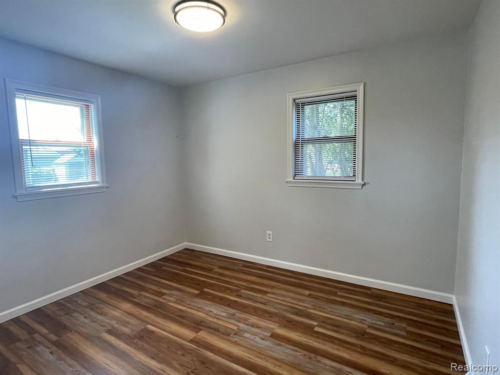 29272 ADAMS Drive, Gibraltar, MI — Photo 20