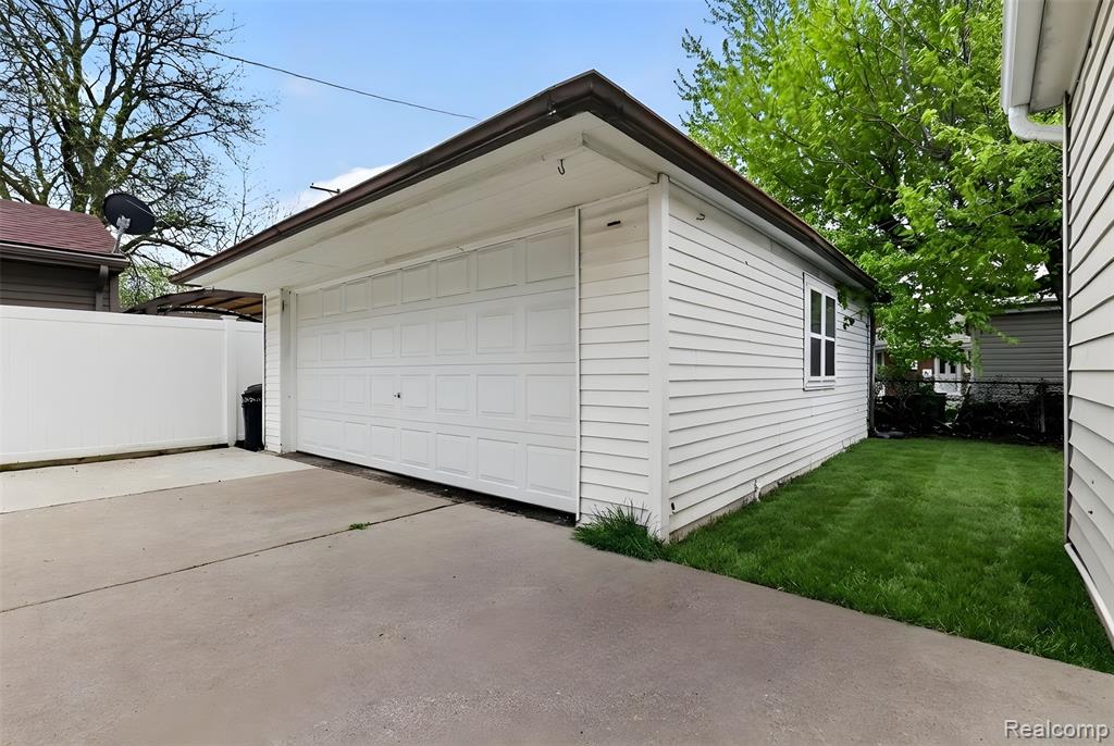 18570 Matthews Street, Riverview, MI 48193 — Photo 28