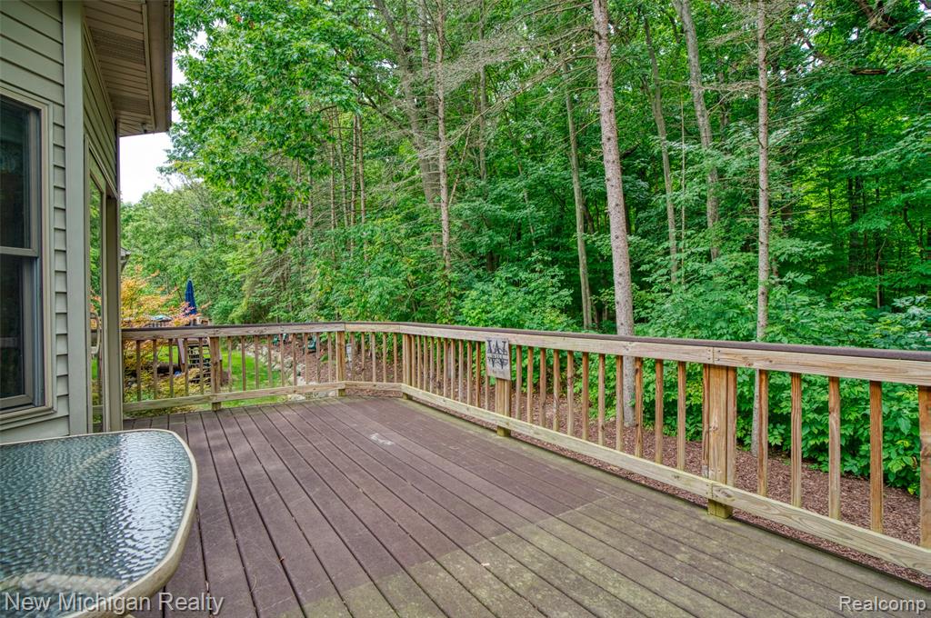 13111 Harbor Landings Drive, Fenton, MI 48430 — Photo 41