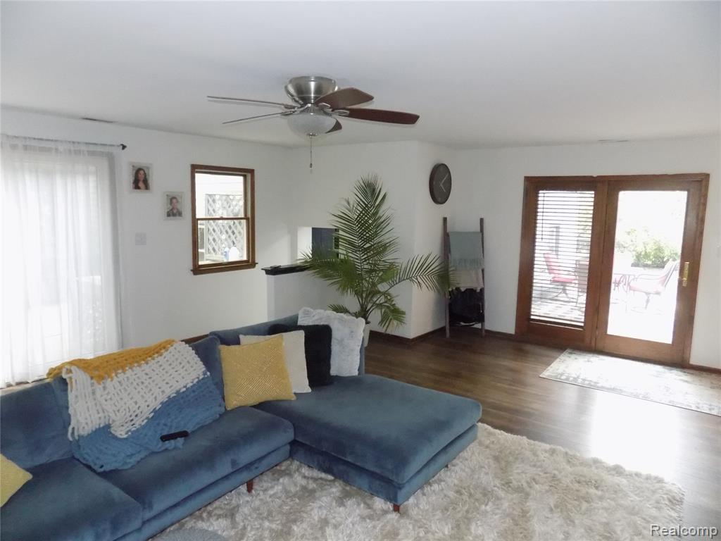 9207 Whitall Lane, Grosse Ile, MI 48138 — Photo 25