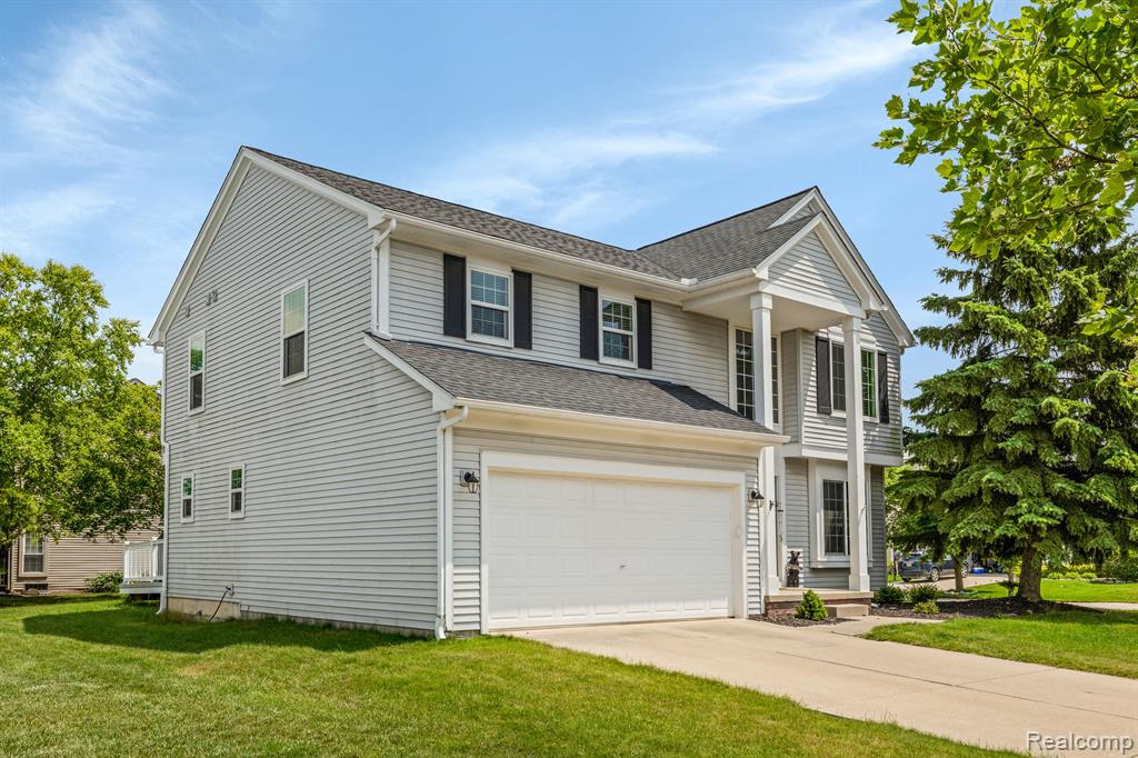1018 SHETLAND Drive, South Lyon, MI 48178 — Photo 3