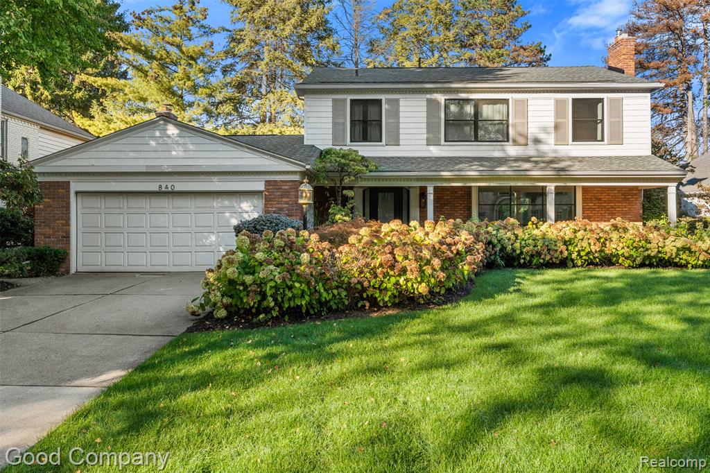 840 S Oxford Road, Grosse Pointe Woods, MI 48236 — front exterior