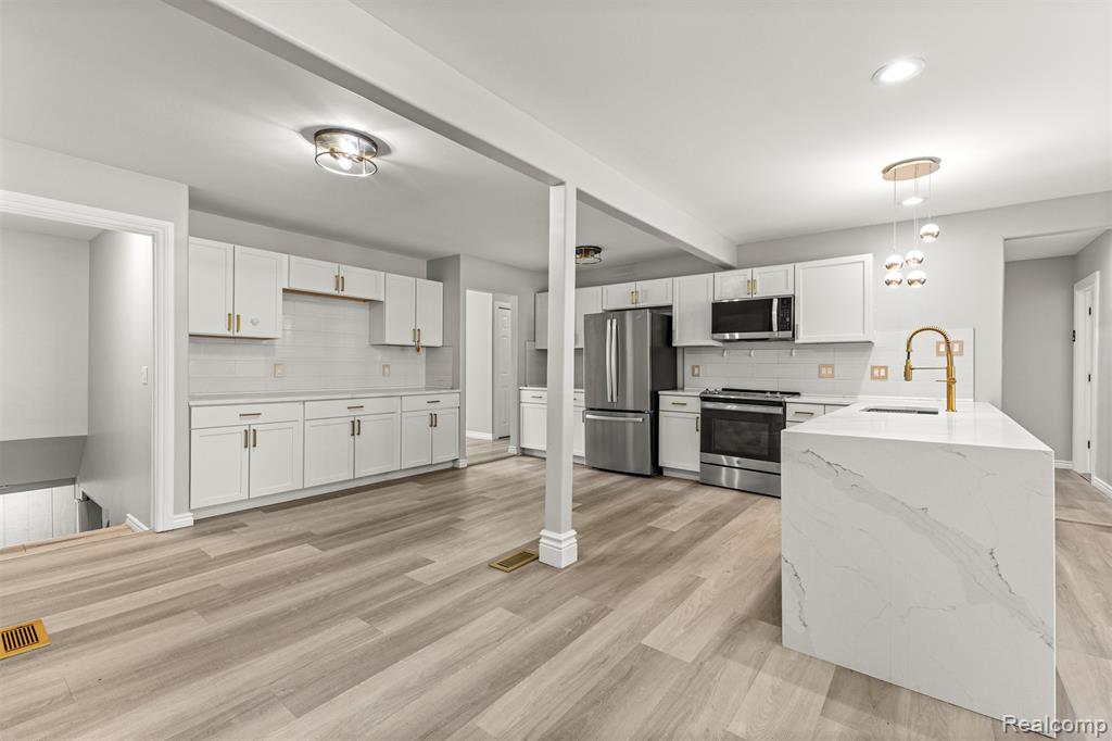 29940 Bock Street, Garden City, MI — Photo 35