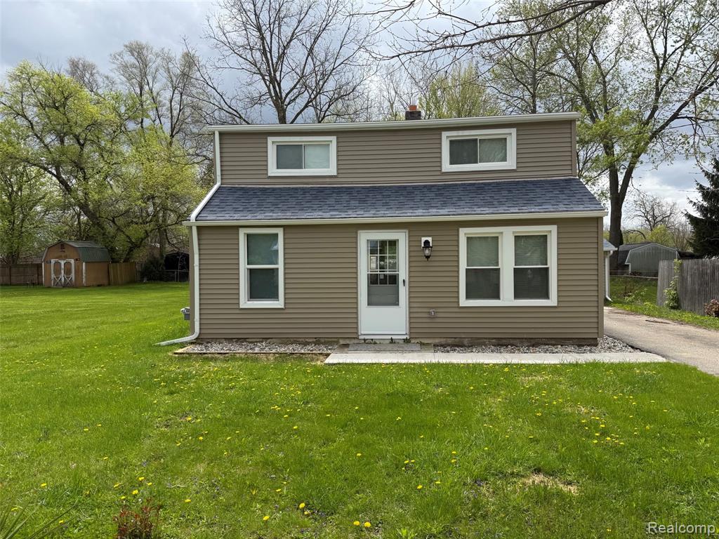 3336 Leta Avenue, Burton, MI 48529 — Photo 26