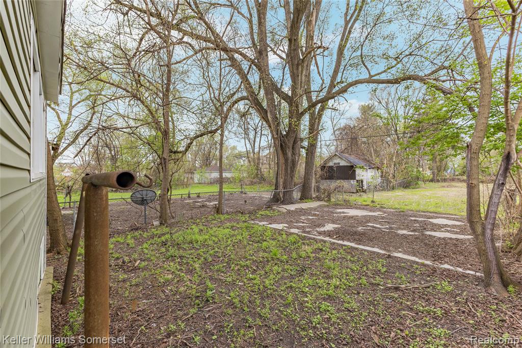 17167 Hasse Street, Hamtramck, MI 48212 — Photo 37