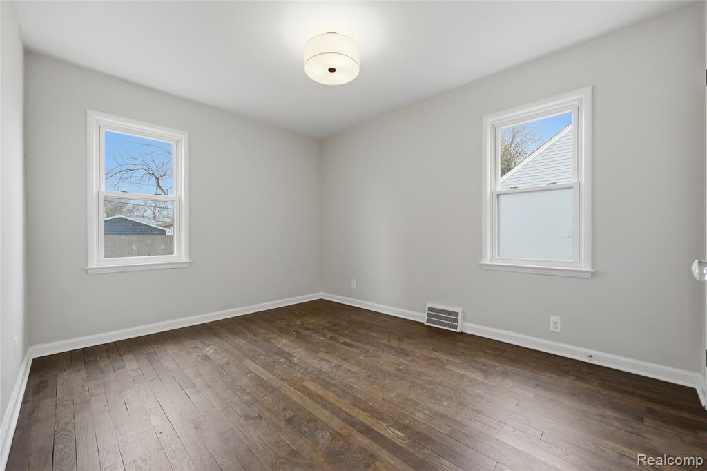 1799 Phillips Avenue, Berkley, MI 48072 — Photo 11