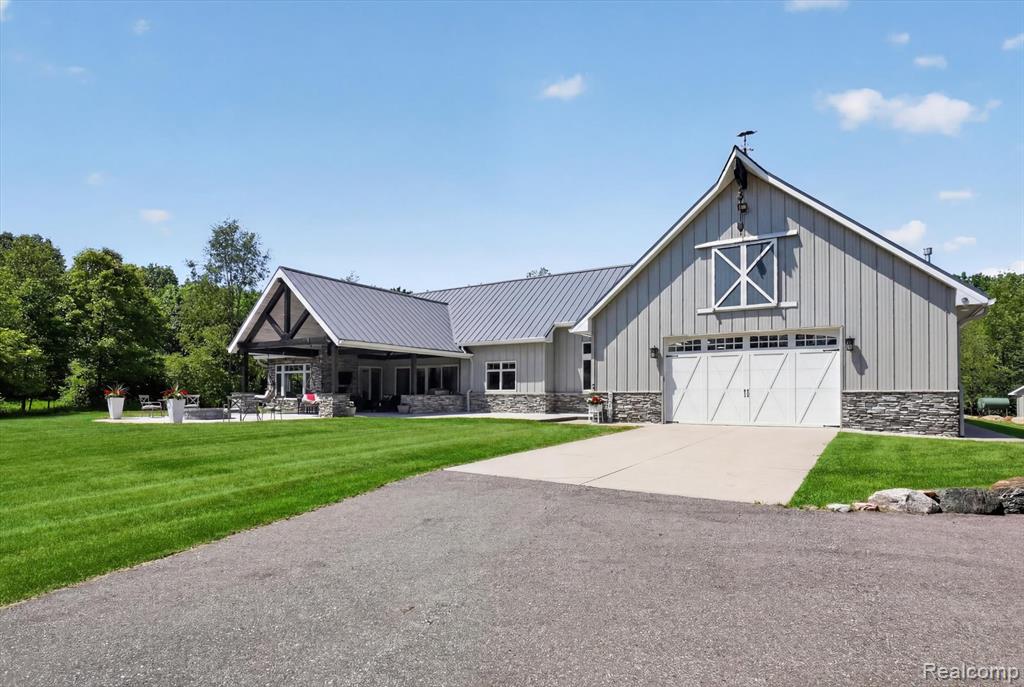 10500 W Grand River Road, Fowlerville, MI 48836 — Photo 5