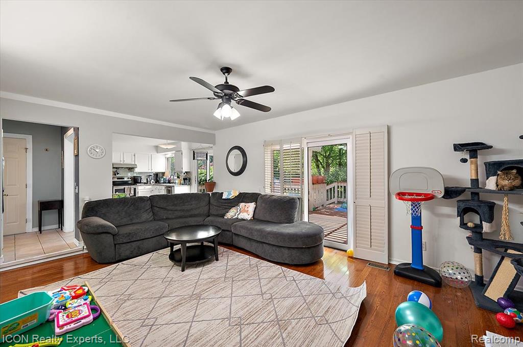 44831 Huntington Drive, Novi, MI — Photo 23