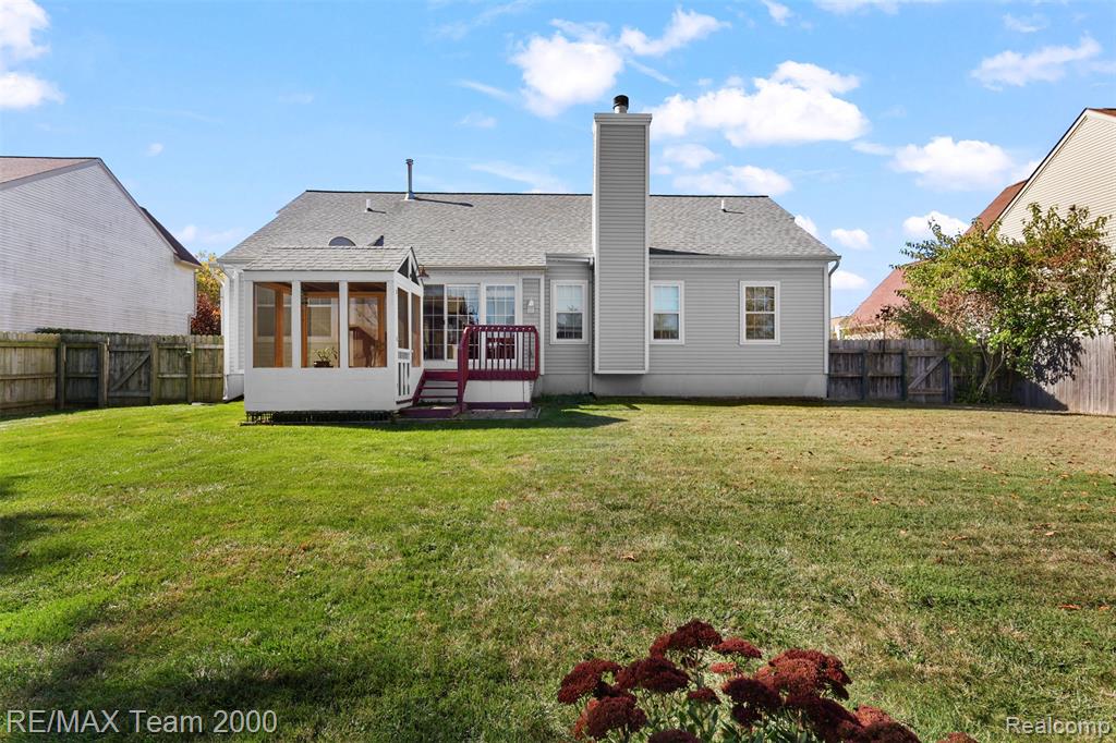 421 Light Tower Court, Belleville, MI 48111 — Photo 6