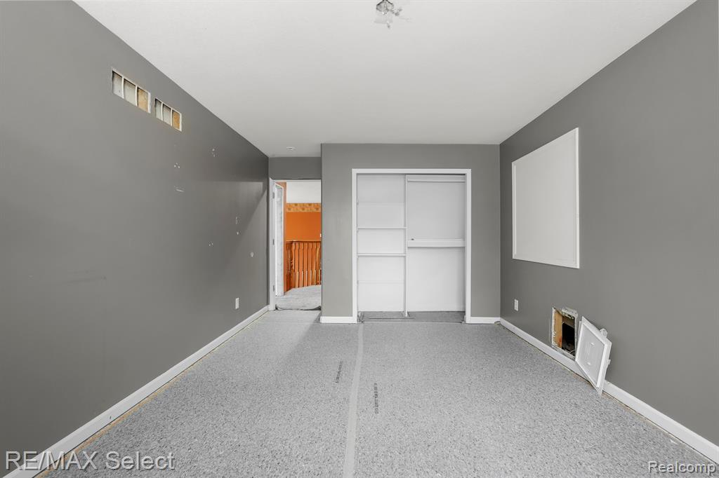 4196 LARK Lane, Flint, MI 48506 — Photo 28