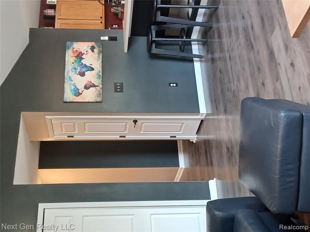 17200 Chesapeake Circle, Walled Lake, MI 48390 — Photo 8