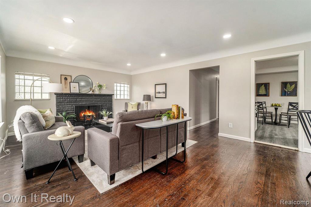 5972 MCMILLAN Street, Dearborn Heights, MI 48127 — Photo 5