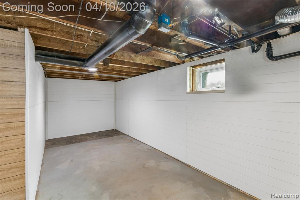 9272 Maple Street, Fostoria, MI 48435 — Photo 26