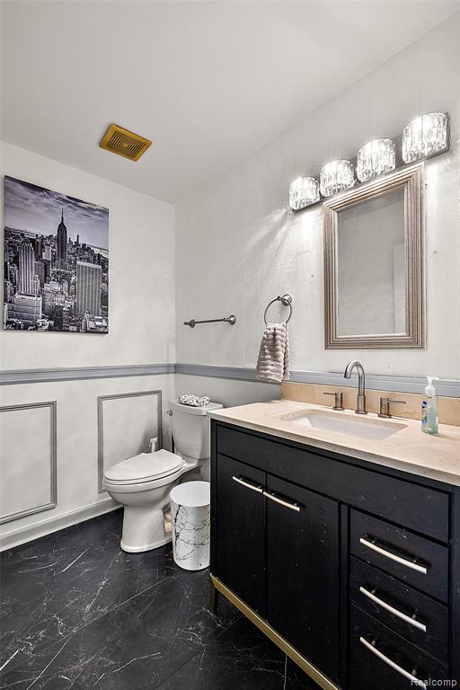 43187 Vintners Place Drive, Sterling Heights, MI 48314 — Photo 17