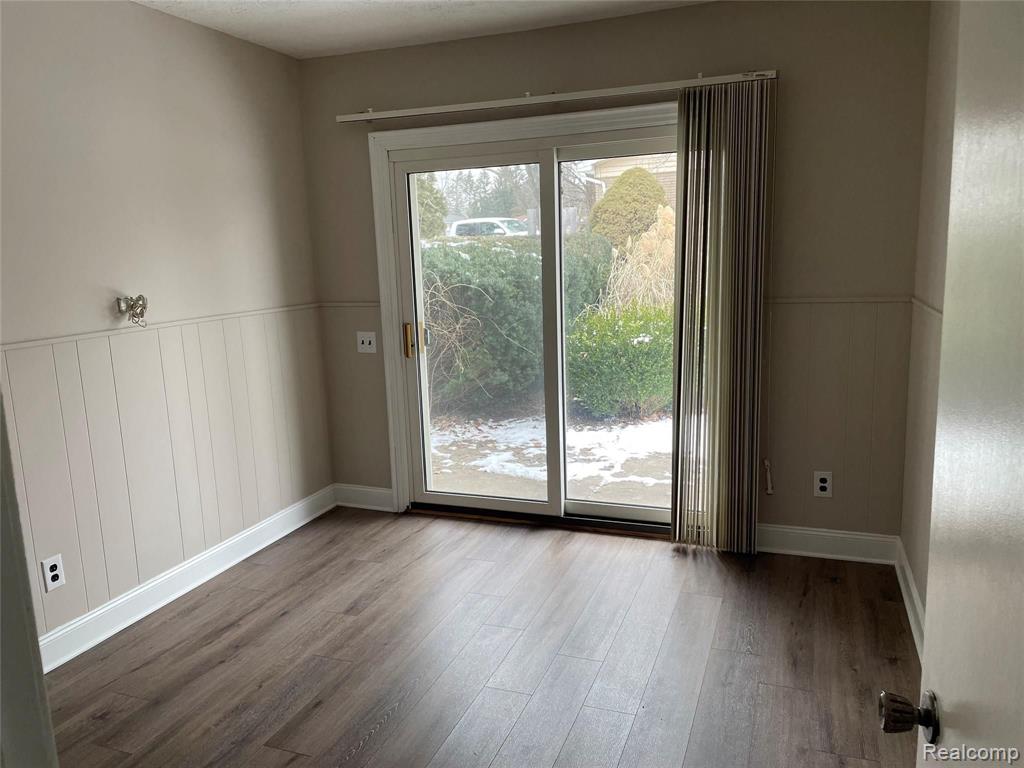 6820 FREDMOOR Drive, Troy, MI 48098 — Photo 14
