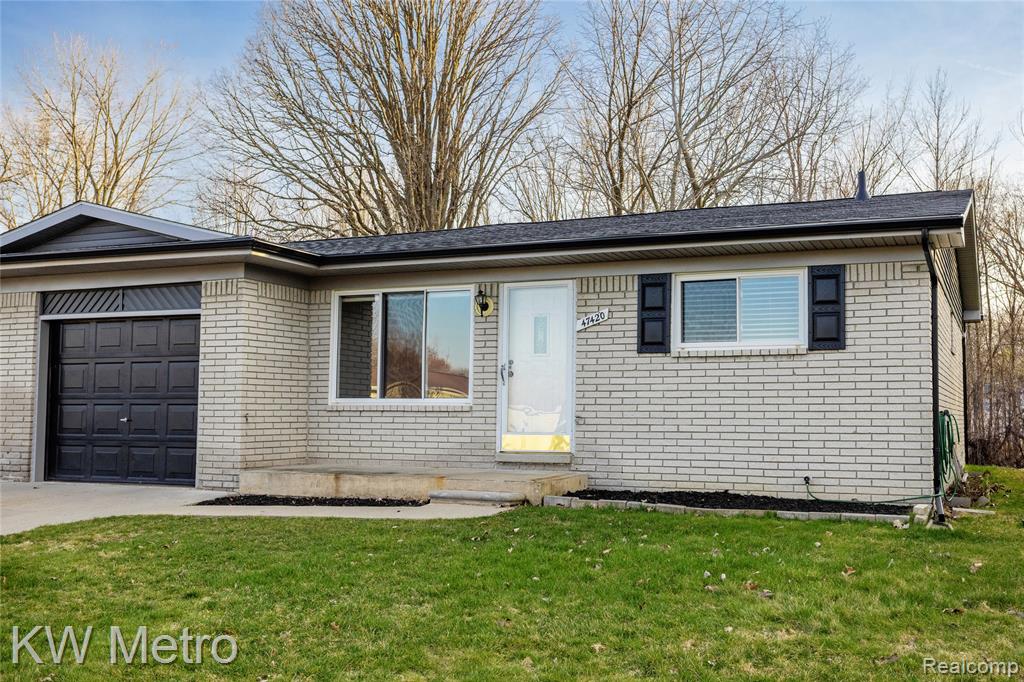 47420 Brent Court, Chesterfield, MI 48047 — Photo 25