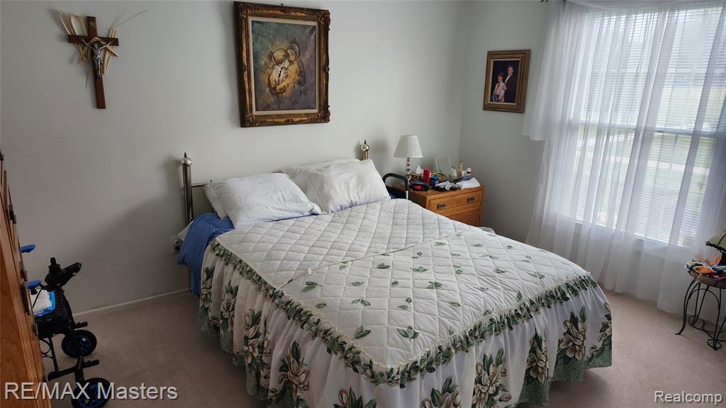 4641 Leisure Lane, Trenton, MI 48183 — Photo 14