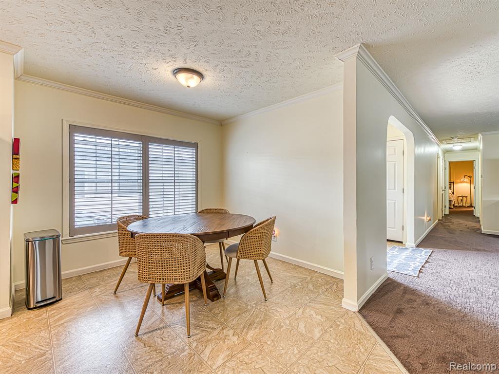 29703 Vinewood Lane, Gibraltar, MI — Photo 5