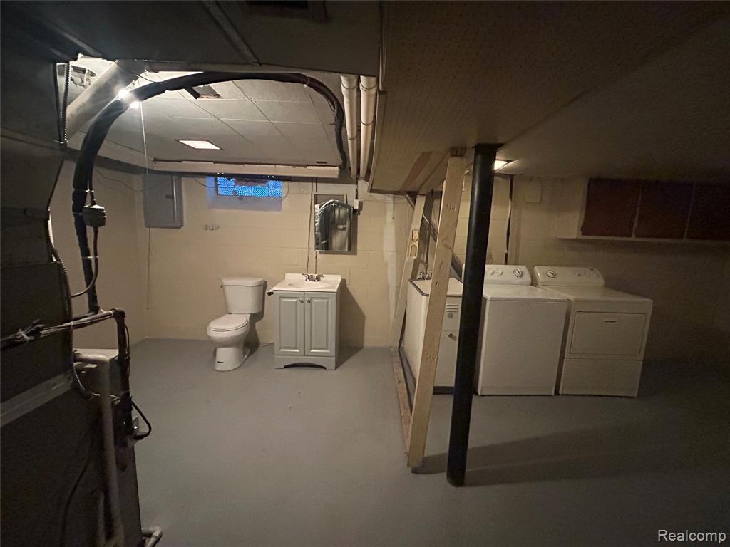 8060 HOUSE Street, Detroit, MI 48234 — Photo 27