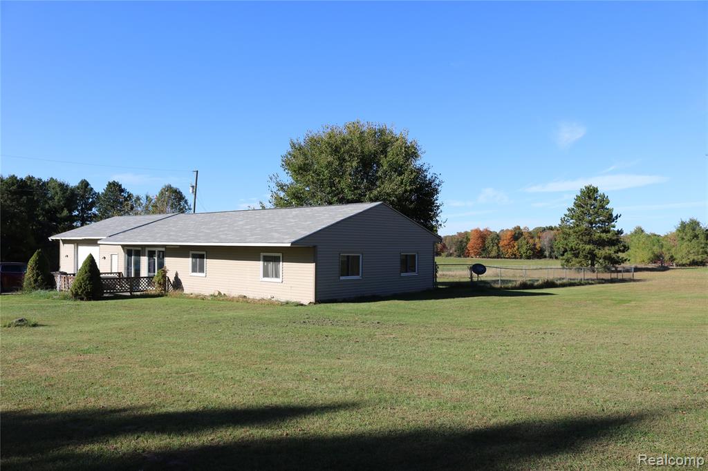 5794 Arbela Road, Millington, MI 48746 — Photo 2