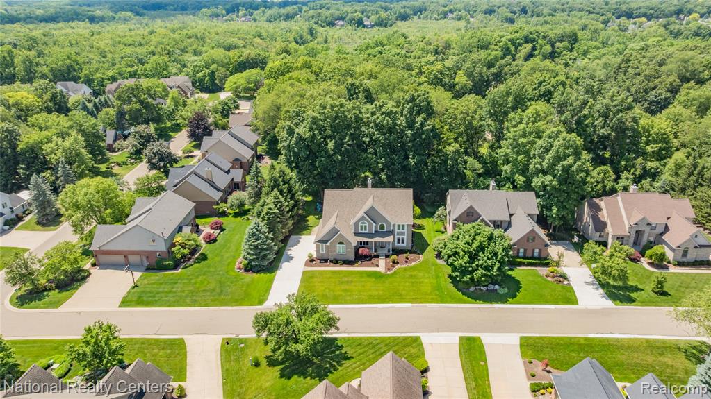 4577 Darlene Drive, Commerce Twp, MI 48382 — Photo 48