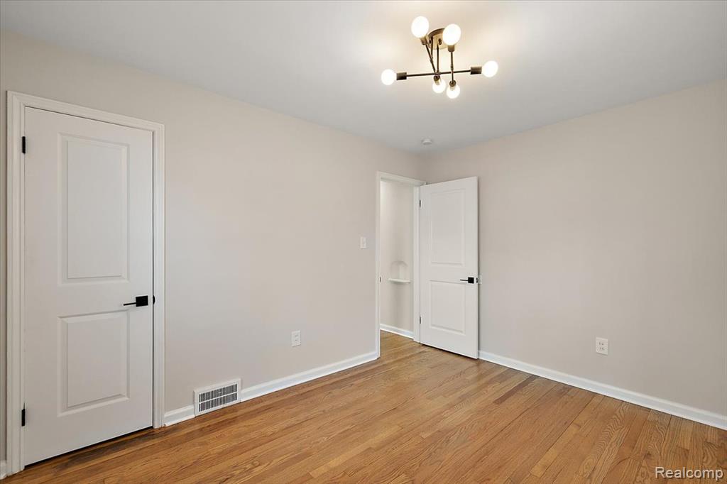 852 Cambridge Road, Berkley, MI 48072 — Photo 20