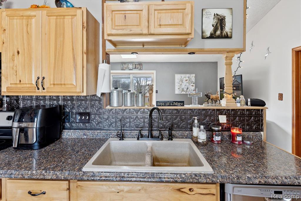 4163 N GALE Road, Davison, MI 48423 — Photo 14