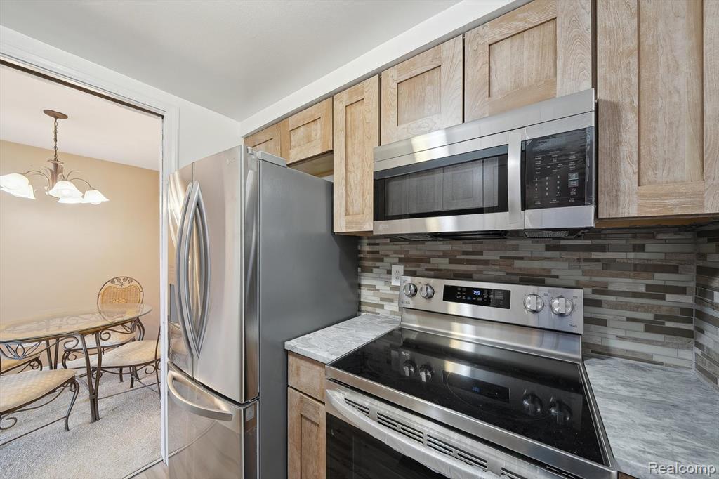 8200 E Jefferson, #1202, Detroit, MI 48214 — Photo 11
