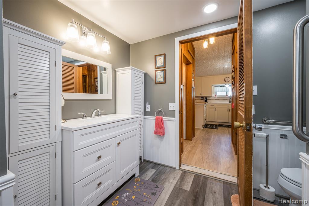 1656 S Riverside Drive, Au Gres, MI 48703 — Photo 23