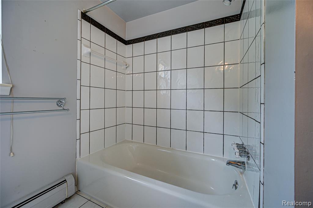 4435 Westover Drive, West Bloomfield, MI 48323 — Photo 52