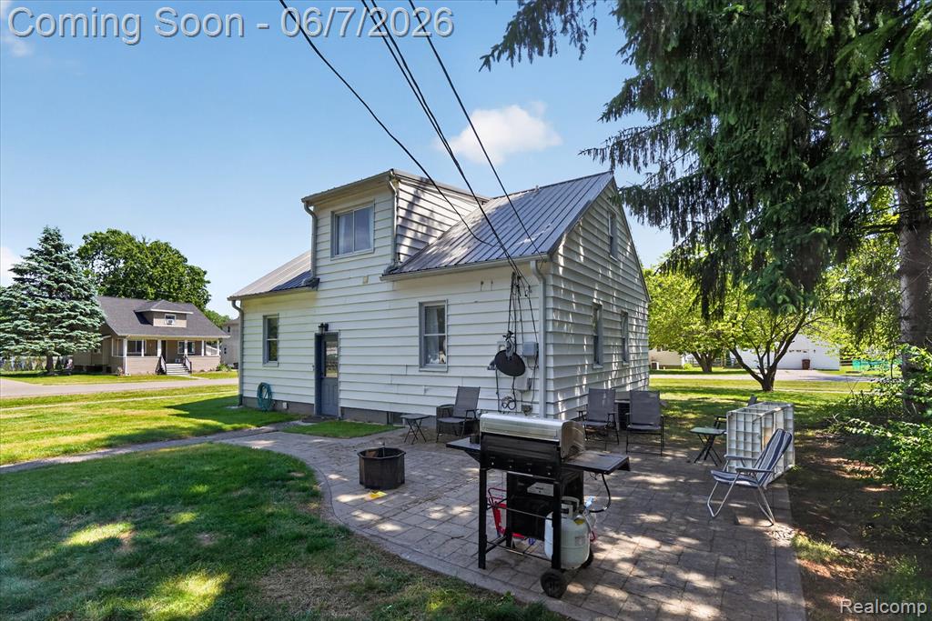 239 E Chestnut Street, Webberville, MI 48892 — Photo 37