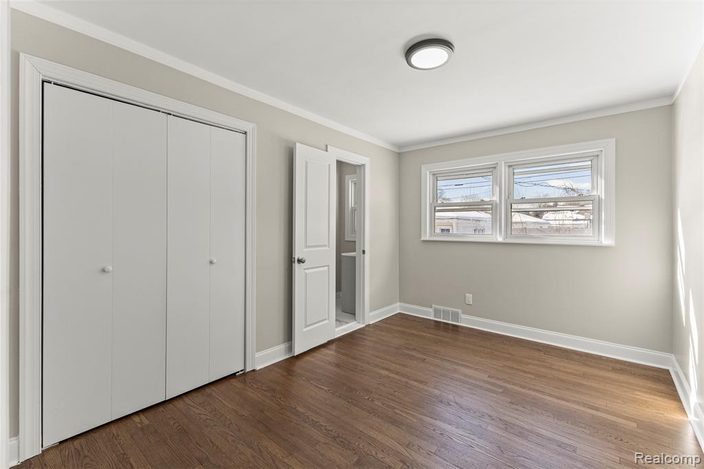 9327 Columbia, Redford, MI 48239 — Photo 17