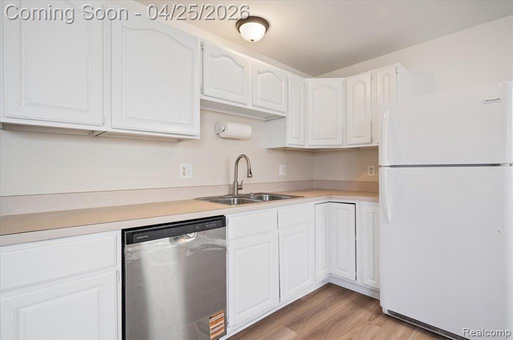 1588 Garfield Avenue, Lincoln Park, MI 48146 — Photo 15