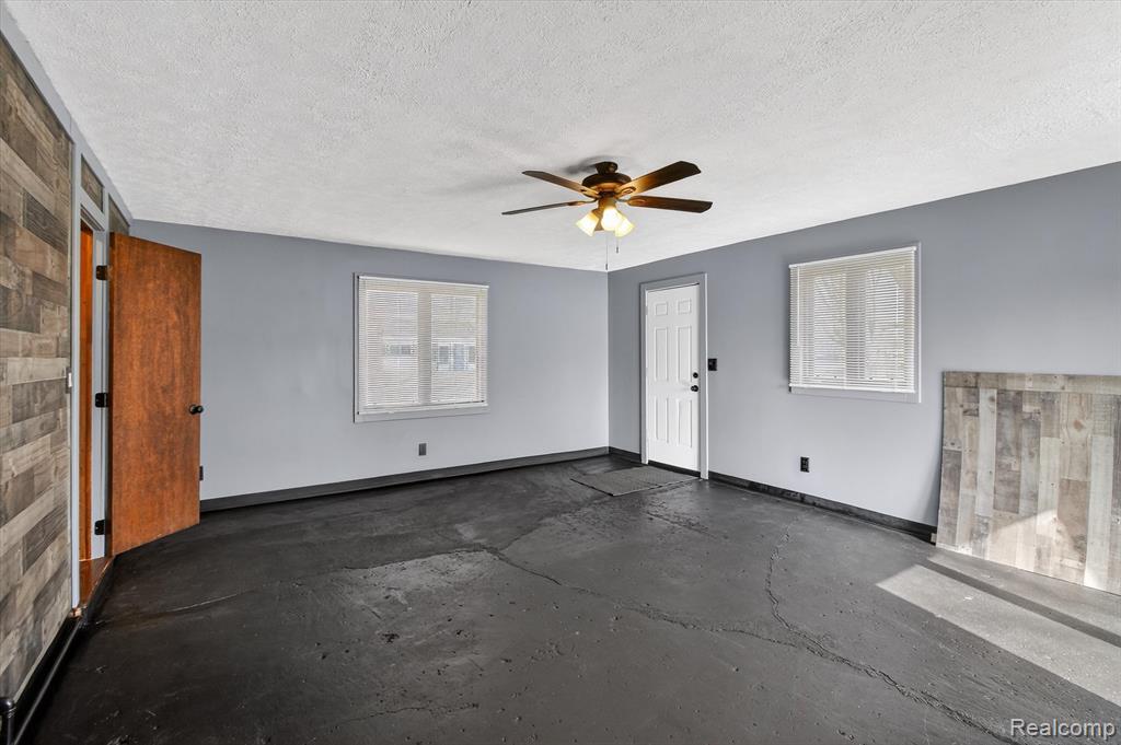 6337 Richalle Street, Brighton, MI 48116 — Photo 30