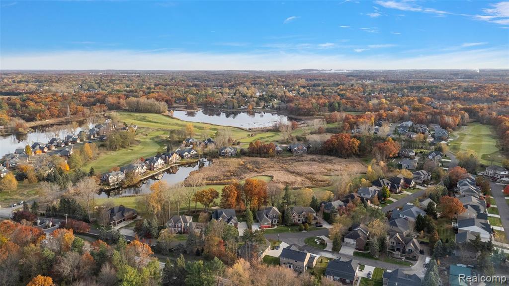 83 Greenan Lane, Lake Orion, MI 48362 — Photo 9