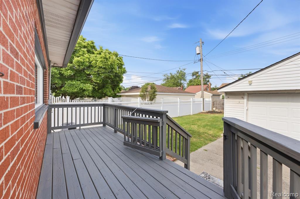 9636 Quandt Avenue, Allen Park, MI 48101 — Photo 25