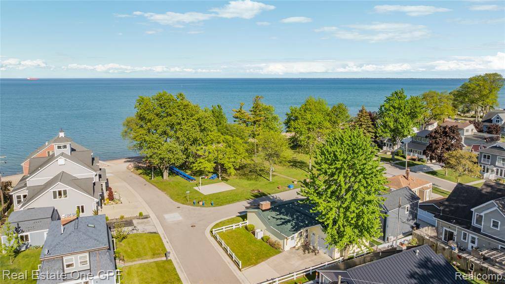 5871 Manor Drive, Fort Gratiot, MI 48059 — Photo 53