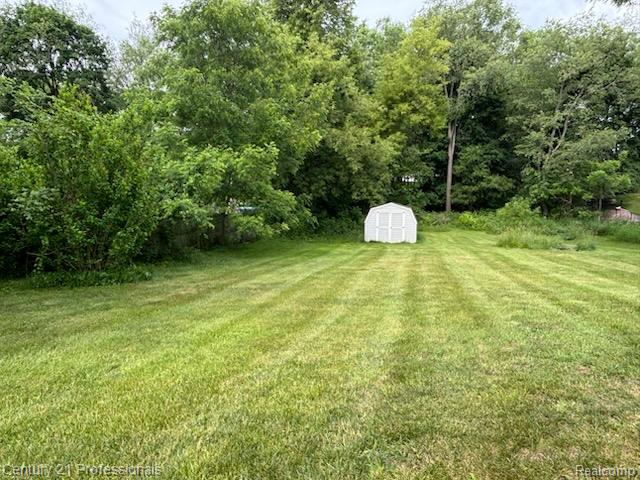 2875 Marlington Road, Waterford, MI — Photo 24