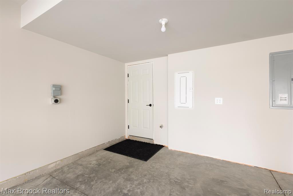 43091 Atwood Avenue 48 NE Atwood Avenue NE, 48, Novi, MI — Photo 45