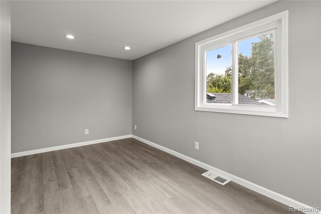 4484 Carnegie Street, Wayne, MI 48184 — Photo 22