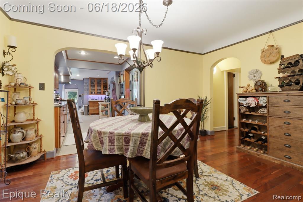 21085 Metroview Road, Farmington, MI 48335 — Photo 12